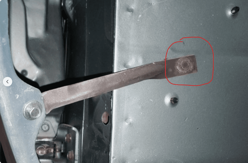 1971 plymouth road runner fender brace circle.png