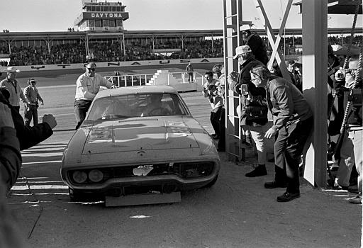 19712012020Daytona50020VL.JPG