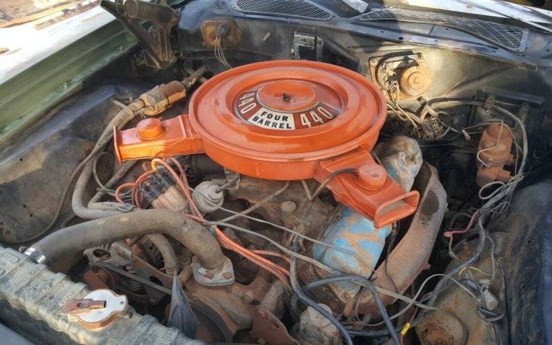1972-Plymouth-Road-Runner-GTX-Engine.jpg