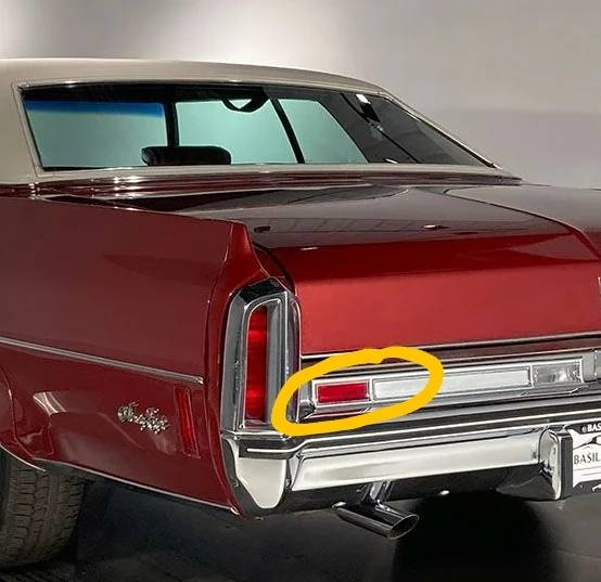 1973-oldsmobile-98~2.jpg