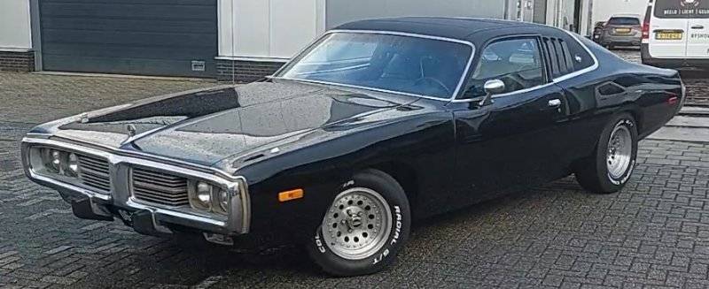 1974 Dodge Charger SE1.jpg