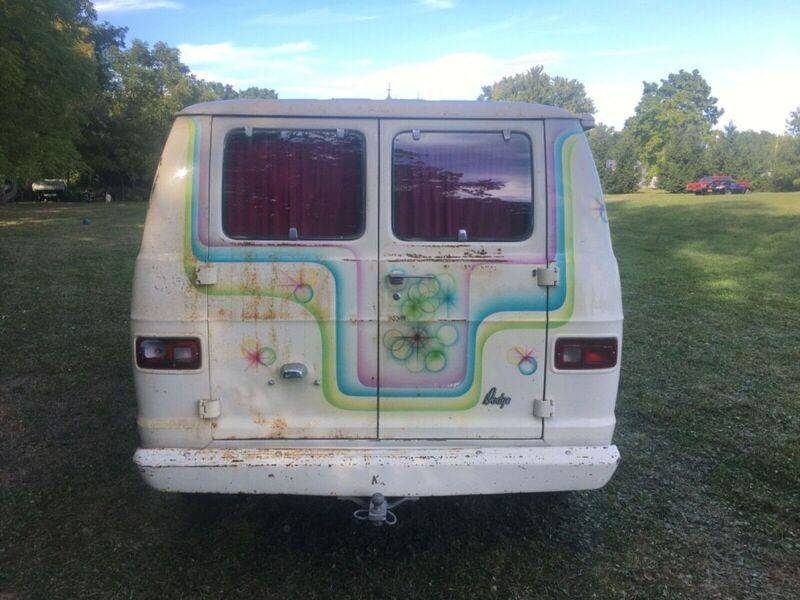 1974-dodge-van-tradesman-100-custom-hippie-van-1970039s-custom-van-10.jpg
