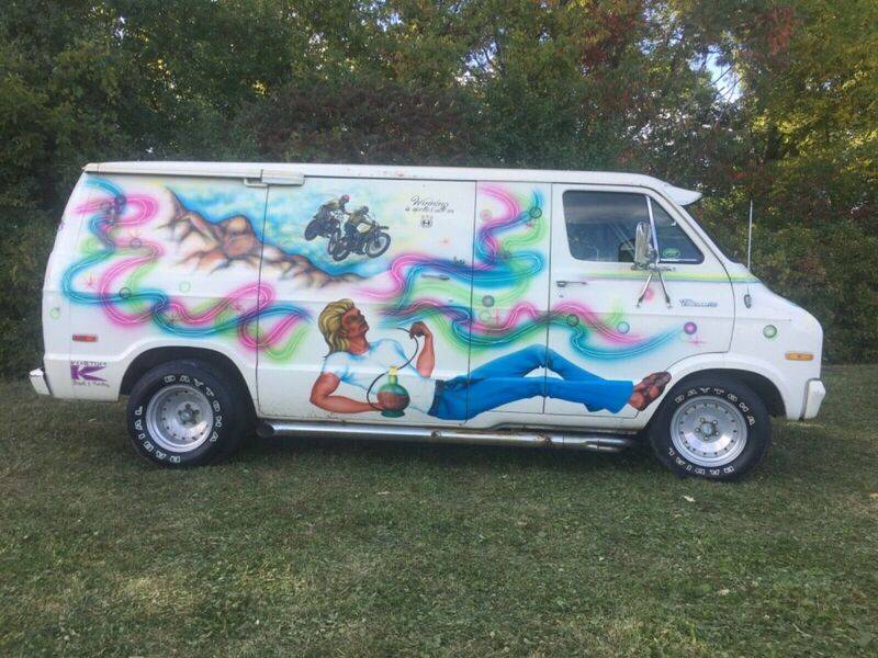 1974-dodge-van-tradesman-100-custom-hippie-van-1970039s-custom-van-5.jpg