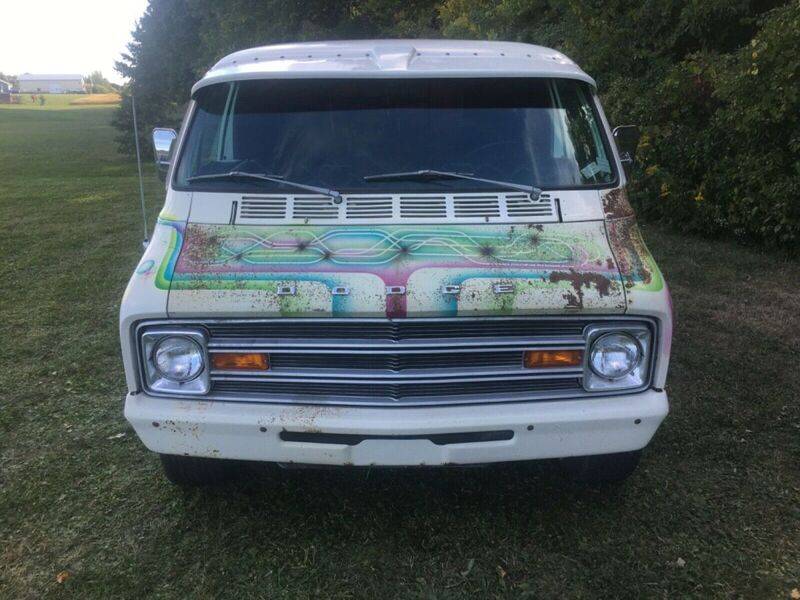 1974-dodge-van-tradesman-100-custom-hippie-van-1970039s-custom-van-9.jpg