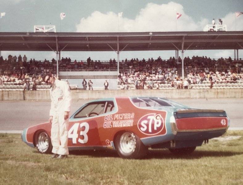 1974 Petty Dodge Charger at daytona 500.jpg