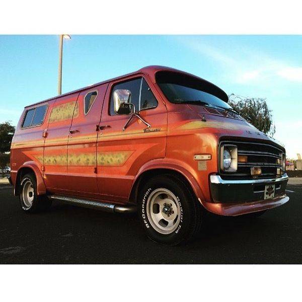 1975-dodge-custom-van-70s-california-survivor-tradesman-200-daily-driver-1.jpg