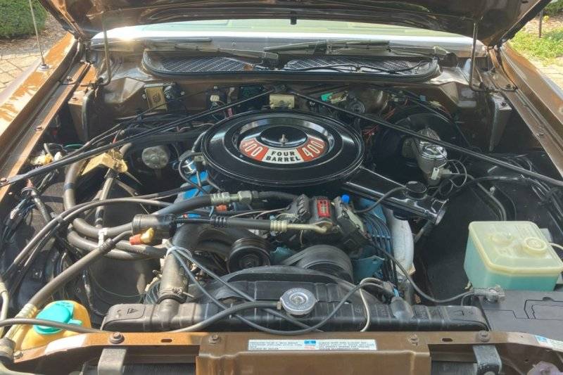 1975_plymouth_road-runner_img_2022-84479.jpg