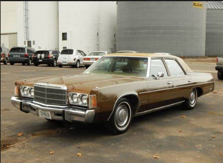 1976 Chrysler Newport Frt.JPG