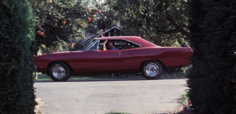 1977(035).jpg
