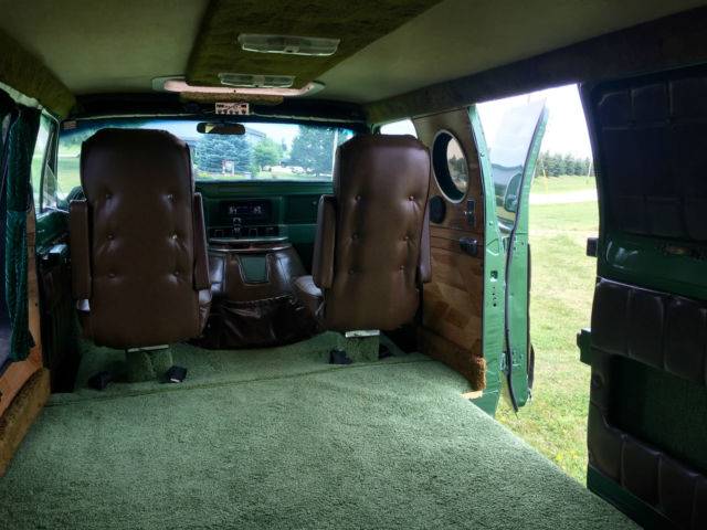 1977-custom-dodge-street-van-tradesman-200-12.jpg