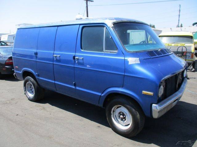 1977-dodge-b100-van-v8-automatic-gas-no-reserve-5.jpg