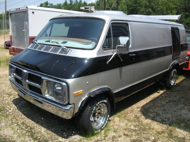 1977-dodge-custom-van-1.jpg