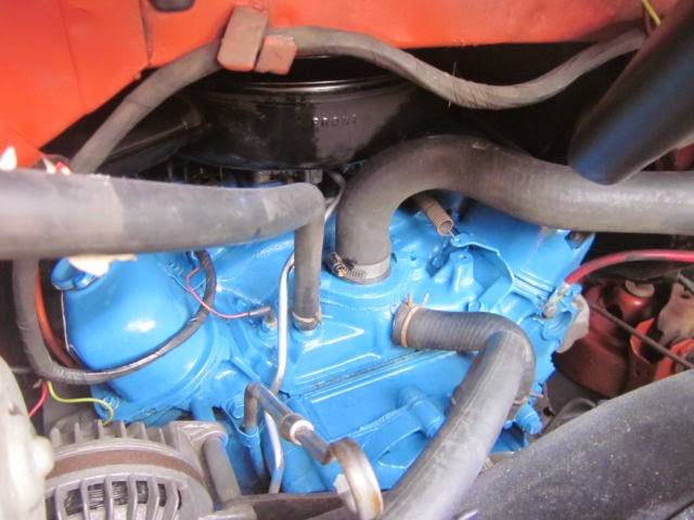 1977-Dodge-Tradesman-motor-engine.jpg