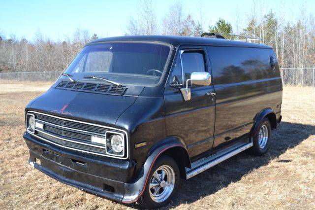 1977-dodge-van-shorty-rare-street-van-tradesman-200-340-v8-727-auto-retro-2.jpg