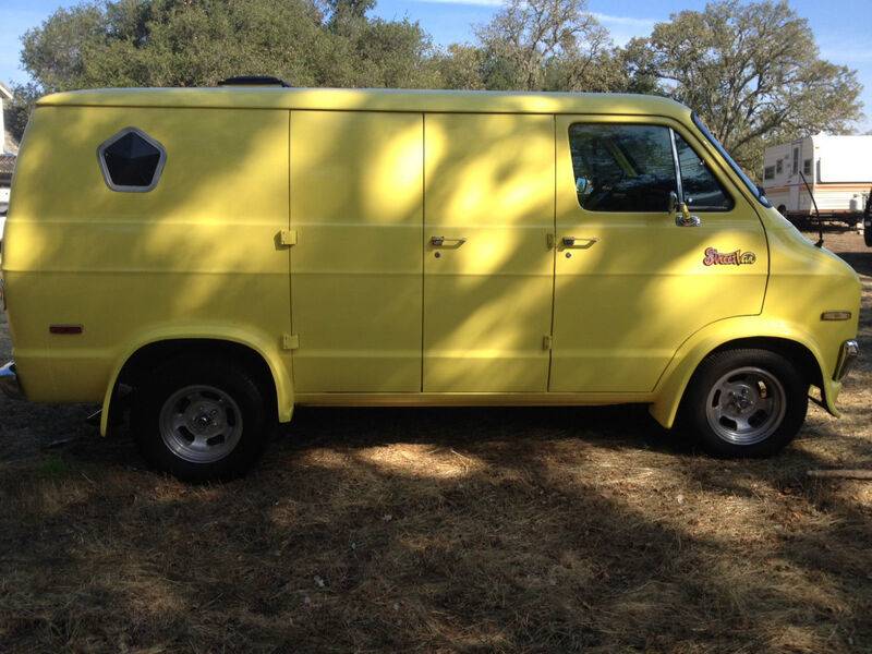 1977-dodge-van-street-van-classic-cruiservintagetradesman-4.jpg