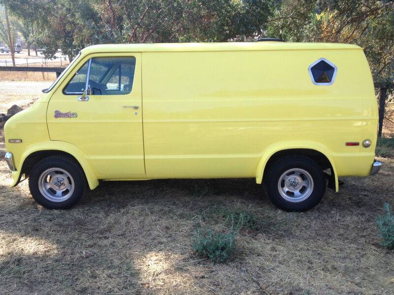 1977-dodge-van-street-van-classic-cruiservintagetradesman-5.jpg