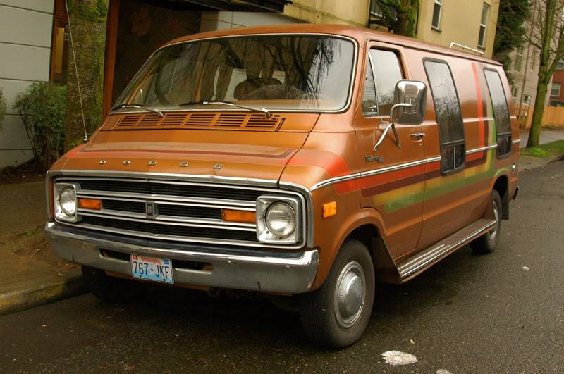1978%2BDodge%2BTradesman%2B200%2BVan.%2B-%2B1.jpg