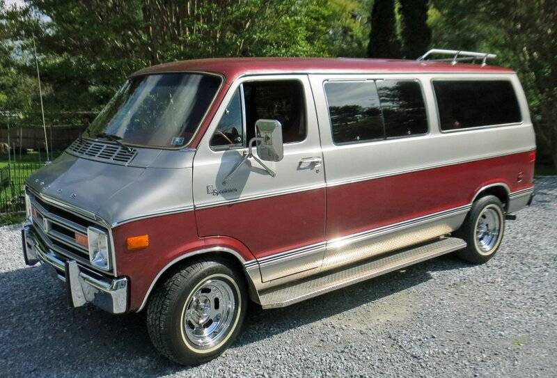 1978-dodge-d200-sportsman-van.jpg