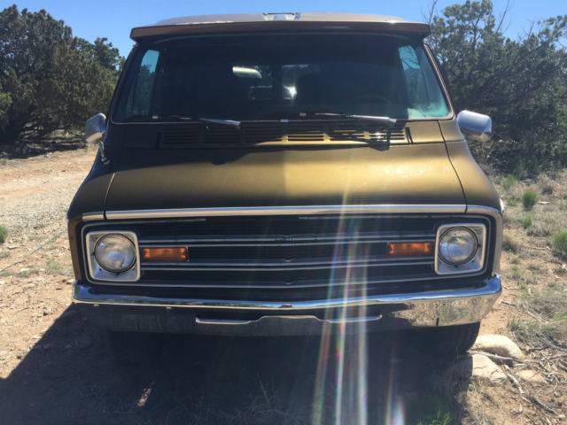 1978-dodge-tradesman-200-shaggin-wagon-for-restoration-wow-hippy-shag-van-2.jpg