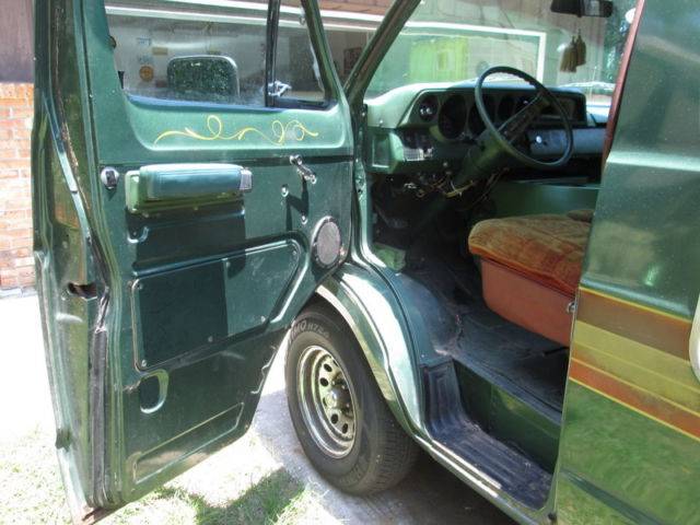 1978-dodge-tradesman-b200-steet-van-custom-van-royal-nice-solid-drive-home-6.jpg