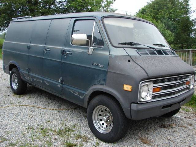1978-dodge-van-custom-shaggin-wagon-hippie-van-360-ac-100-rust-free-az-van-1.jpg