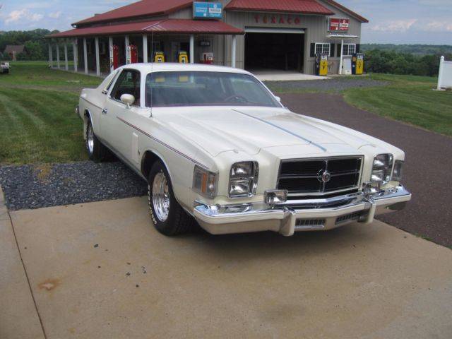 1979-chrysler-300-near-mint-with-8311-miles-1.jpg