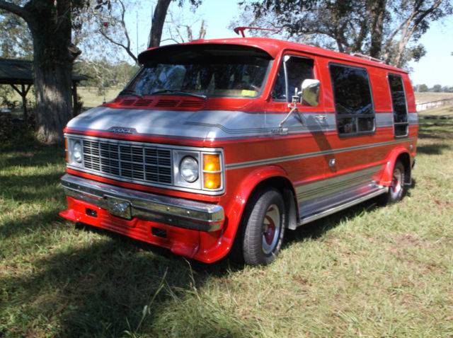 1979-dodge-b-200-custom-street-hippie-camper-van-amazing-condition-from-the-70s-1.jpg