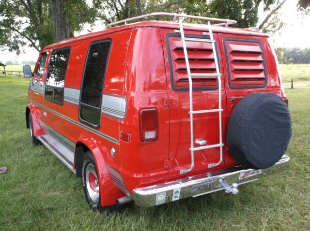 1979-dodge-b-200-custom-street-hippie-camper-van-amazing-condition-from-the-70s-6.jpg