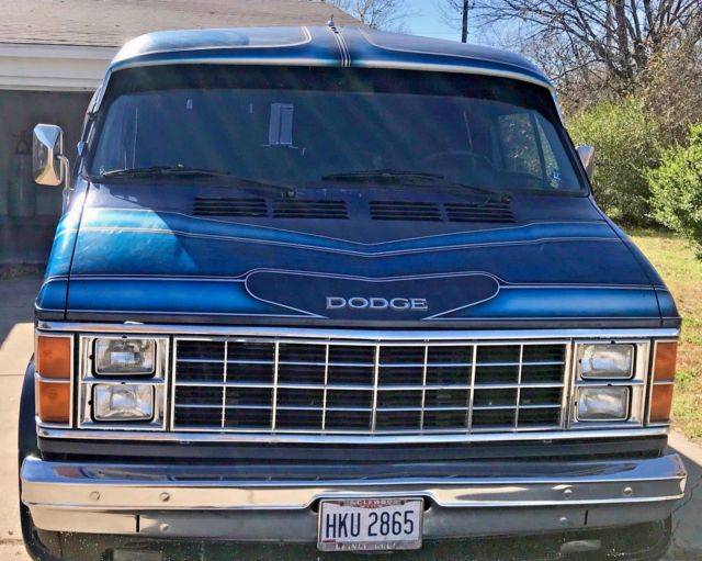 1984-dodge-b250-california-custom-van-3.jpg