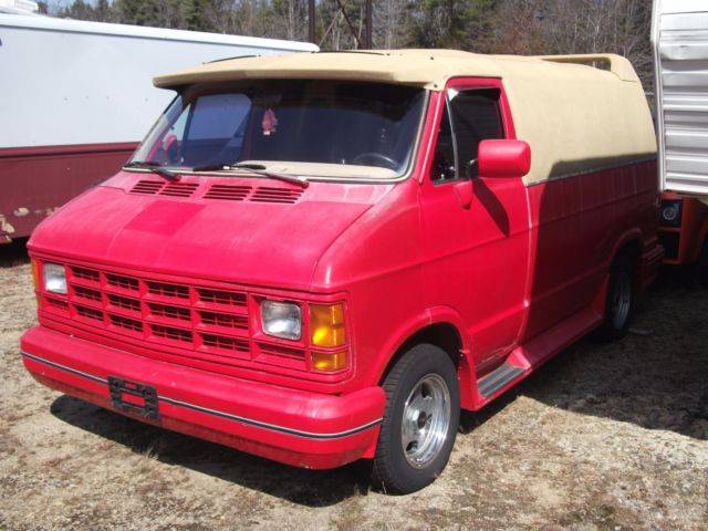 1987-dodge-van-custom-1.jpg