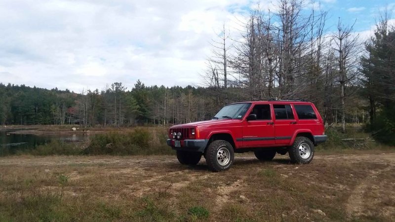 1999 Cherokee.jpg
