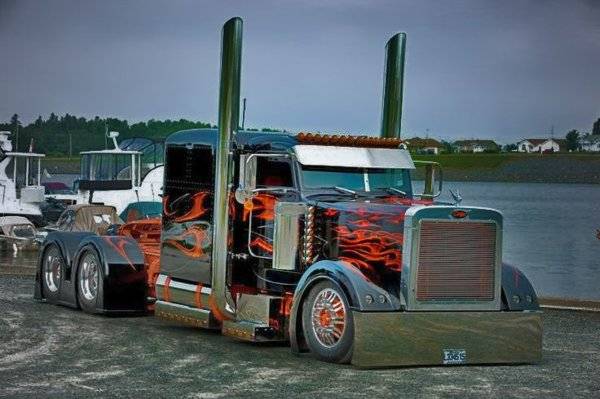 1edd47eac11636cab33c91bfa552dba5--rigs-semi.jpg