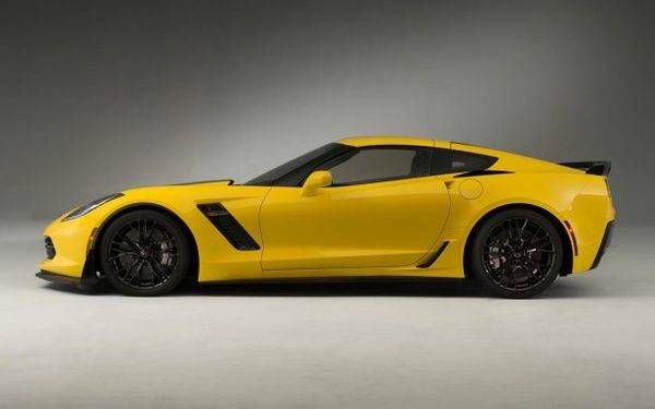 2016-Corvette-Z07-side-view-610x381.jpg