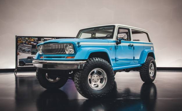 2018 Jeep Chief concept 70's throwback styling.jpg