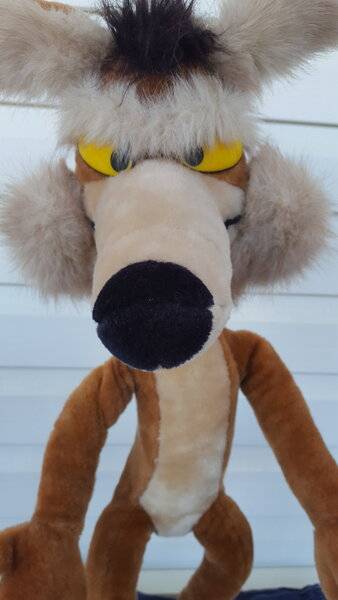 wile coyote toy