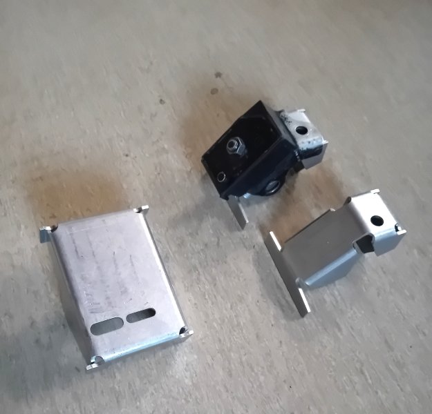 20250701 hemi kbalksfästen.jpg
