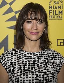 220px-Rashida_Jones_at_2017_MIFF_%28cropped%29.jpg