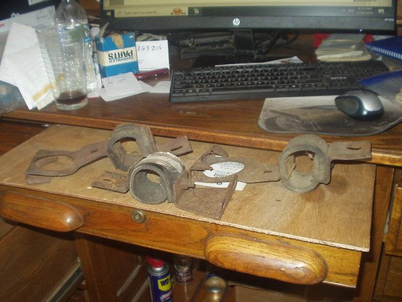 24 exhaust hangars.JPG