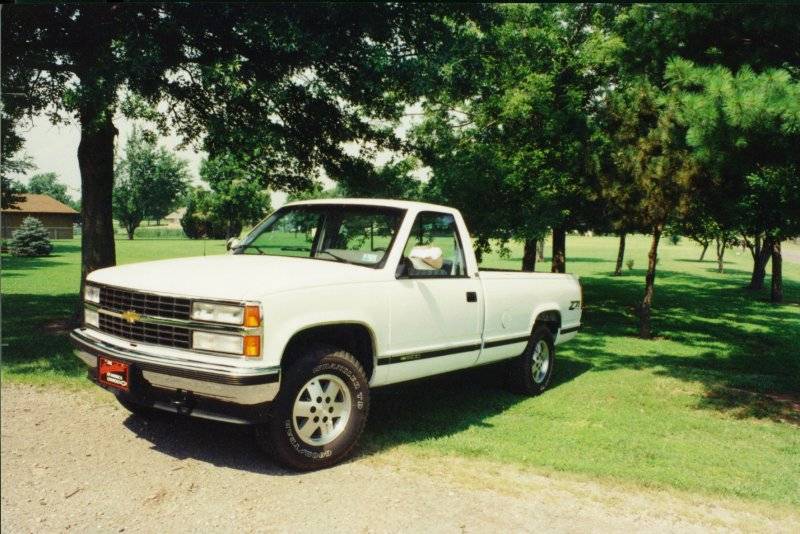 25 - 91 Chevrolet K1500 pickup Z71 Silverado.jpeg