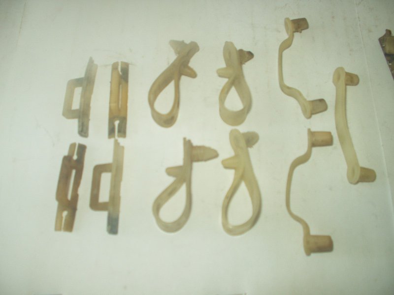 26 68-69 plastic mounting #2.jpg