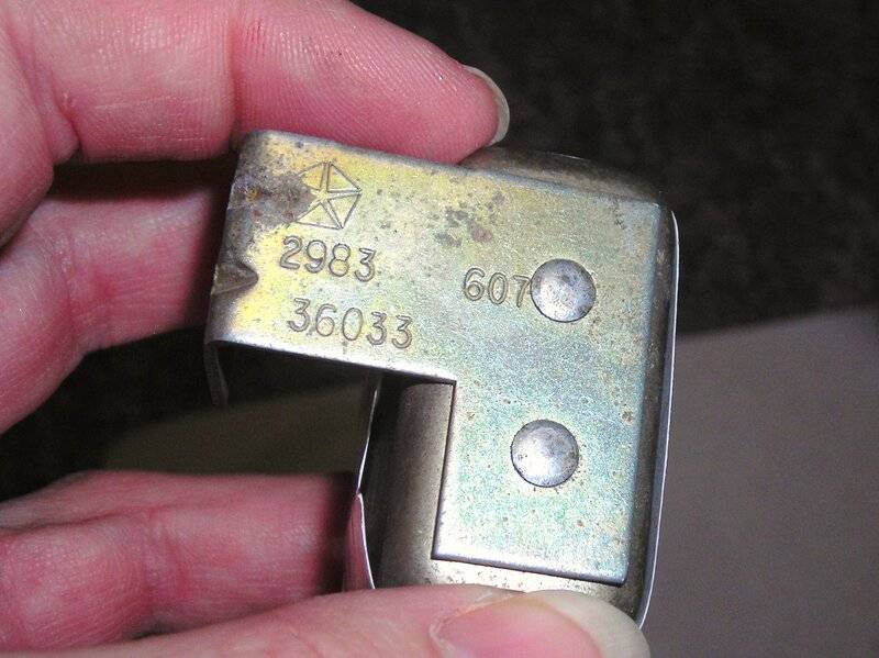 2983607 horn relay switch (6).JPG