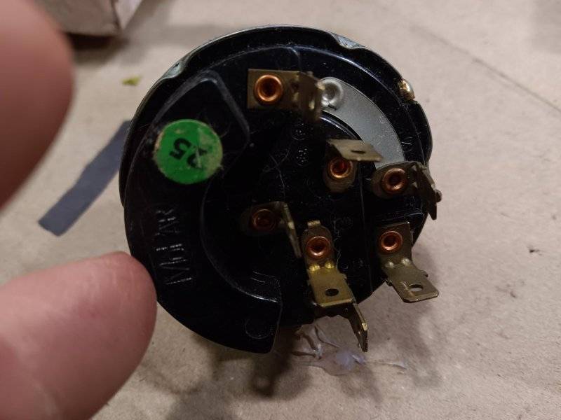 3 speed wiper switch 67 coroneet and opush for washer.jpg