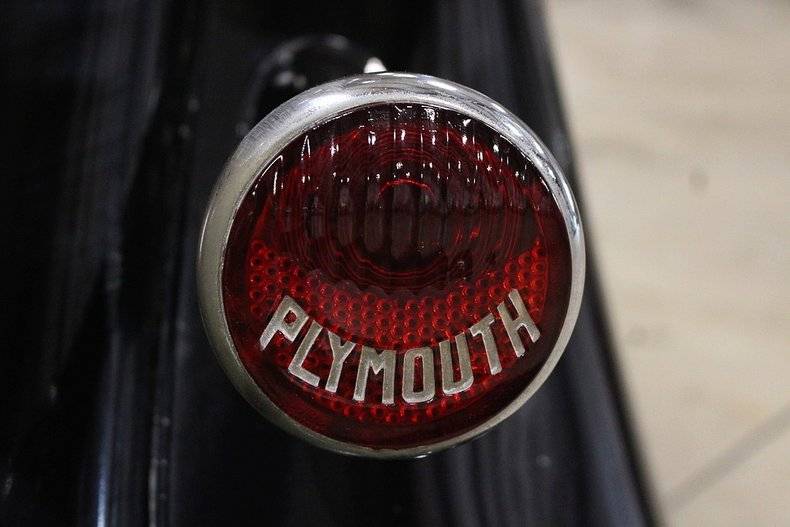 311 1934 Plymouth.jpg