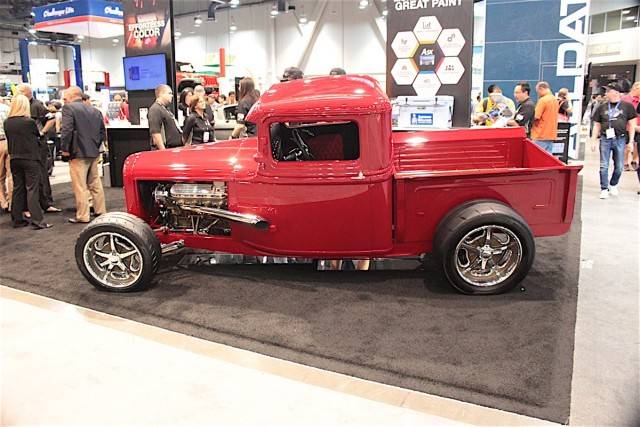 32 Ford Pick-up Custom cool wheels.jpg