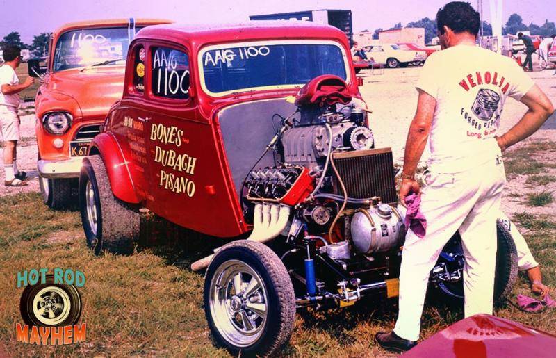 33 Willys Gasser AA-GS Joe Pisano Chizler Bones Dubach & Joe Pisano in the photo.jpg