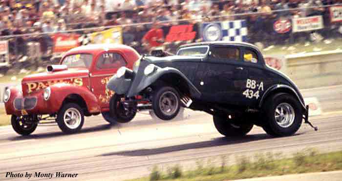 33 Willys Gasser B-GS & 39 Willys gasser.jpg