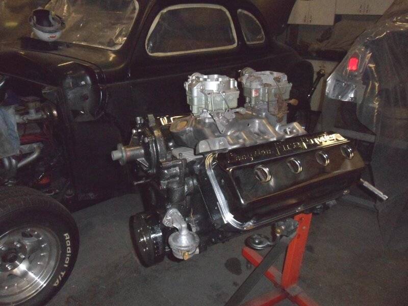 354 hemi.JPG