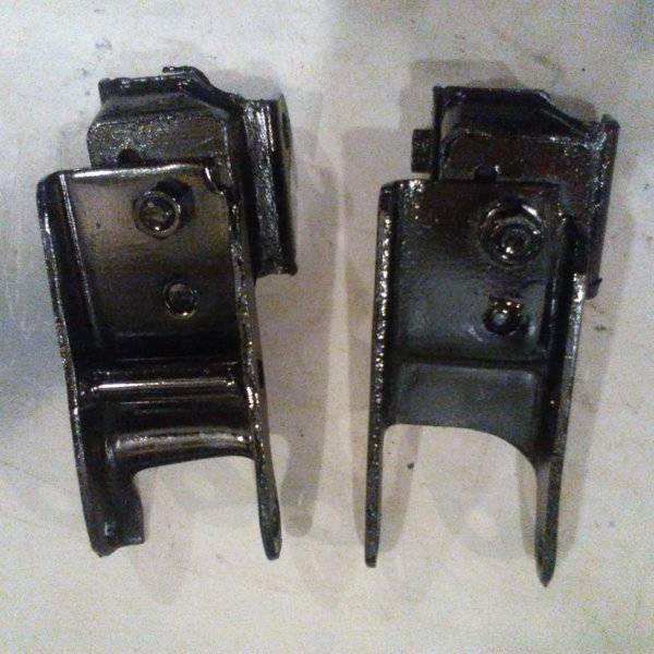 sold-big-block-mopar-motor-mounts-440-383-400-for-b-bodies-only