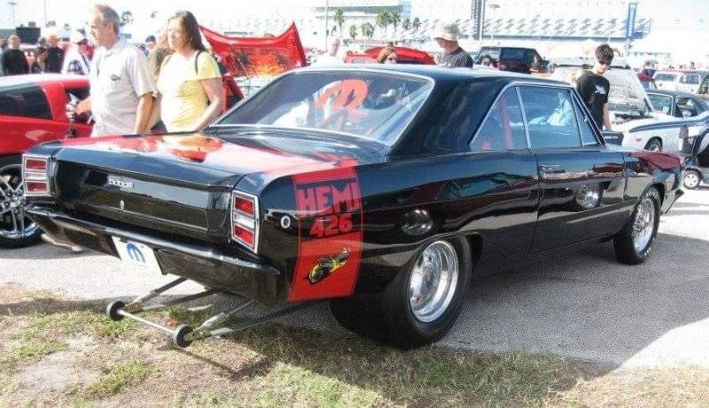 369 '68 Dodge Dart.jpg