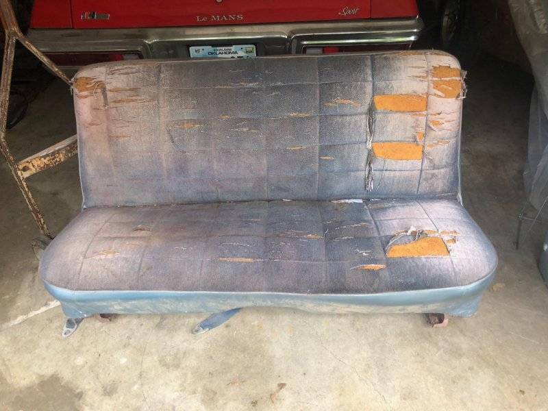 4 door bench seat.jpg